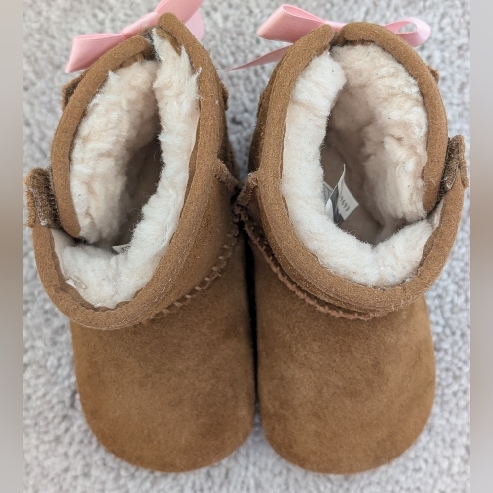 UGG Infant Jesse Bow II Bootie Chestnut Suede Pink Satin Bow Baby Size 4/5 - Picture 6 of 11